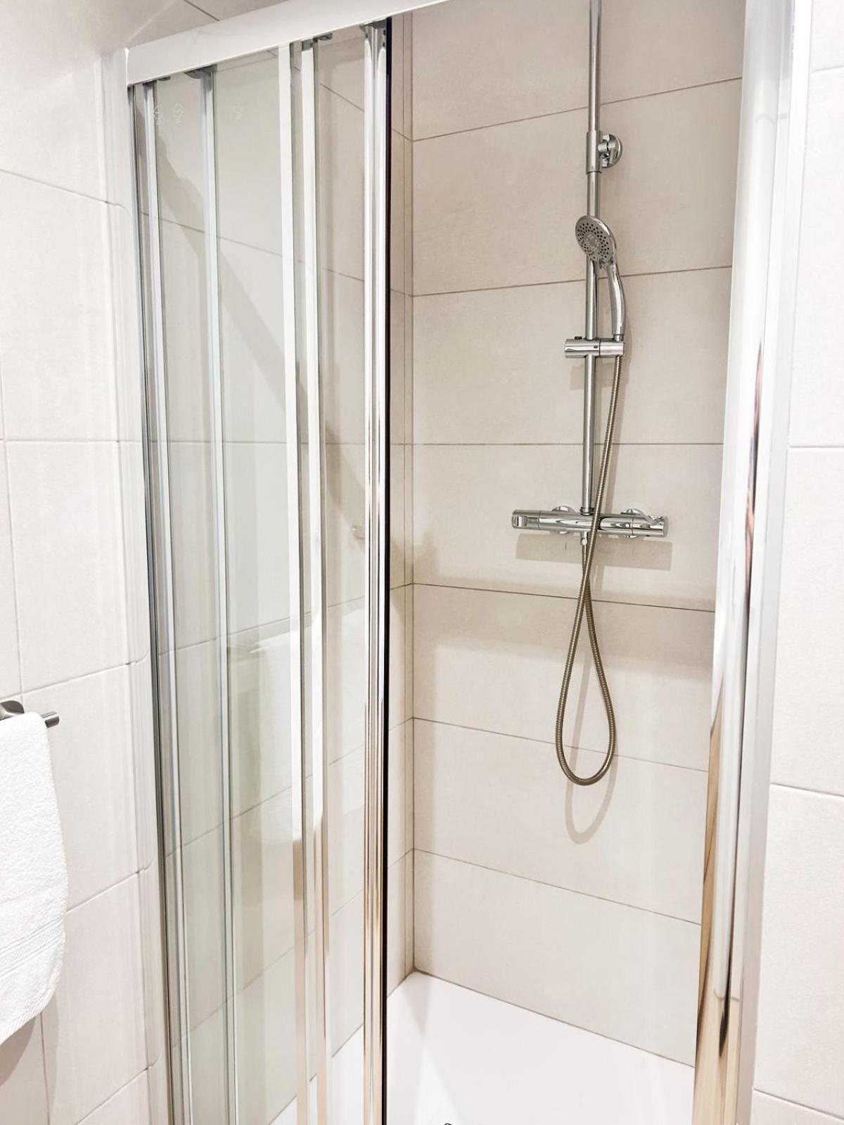 Apartamento Junto A Ruzafa Cerca Del Centro Valência Exterior foto
